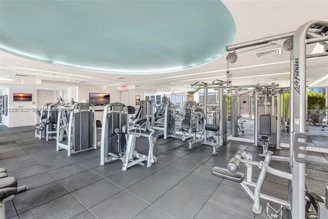 500 Brickell Avenue 2706 Property Photo 17