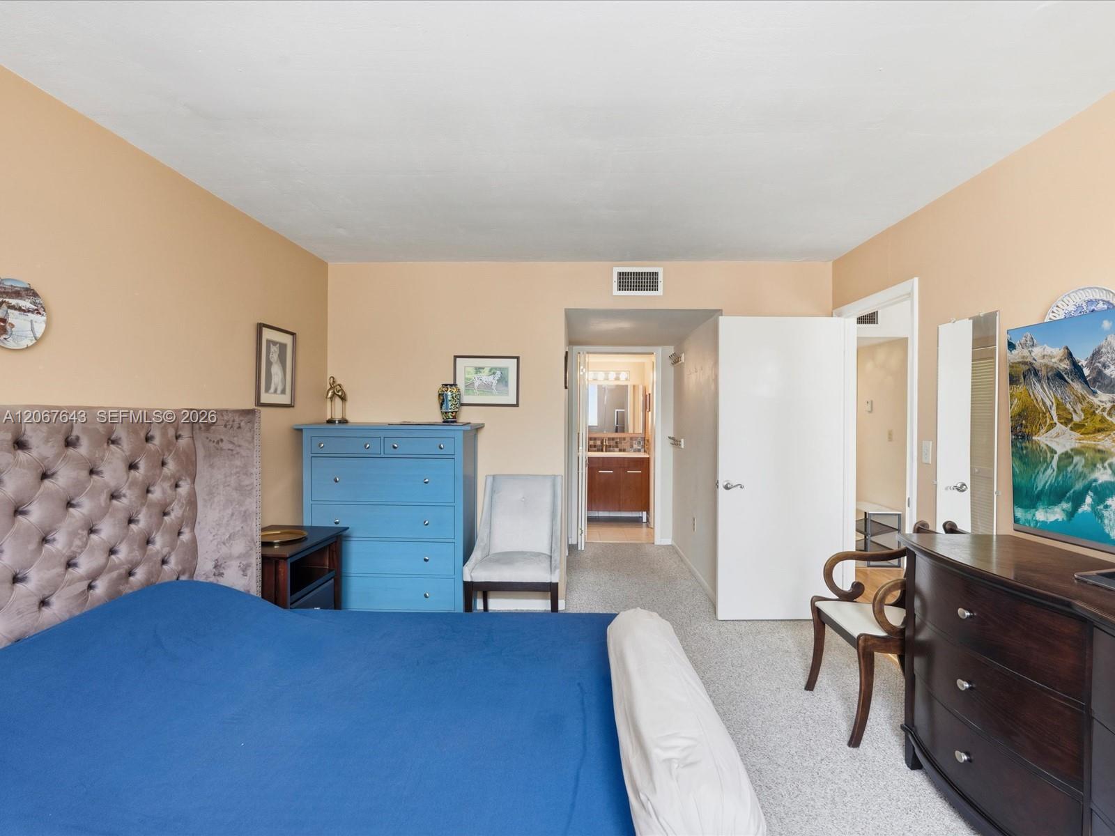 3588 Collins Avenue 504 Property Photo 12