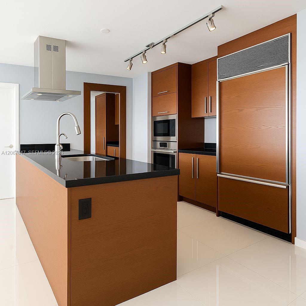 495 Brickell Avenue 5104 Property Photo 8