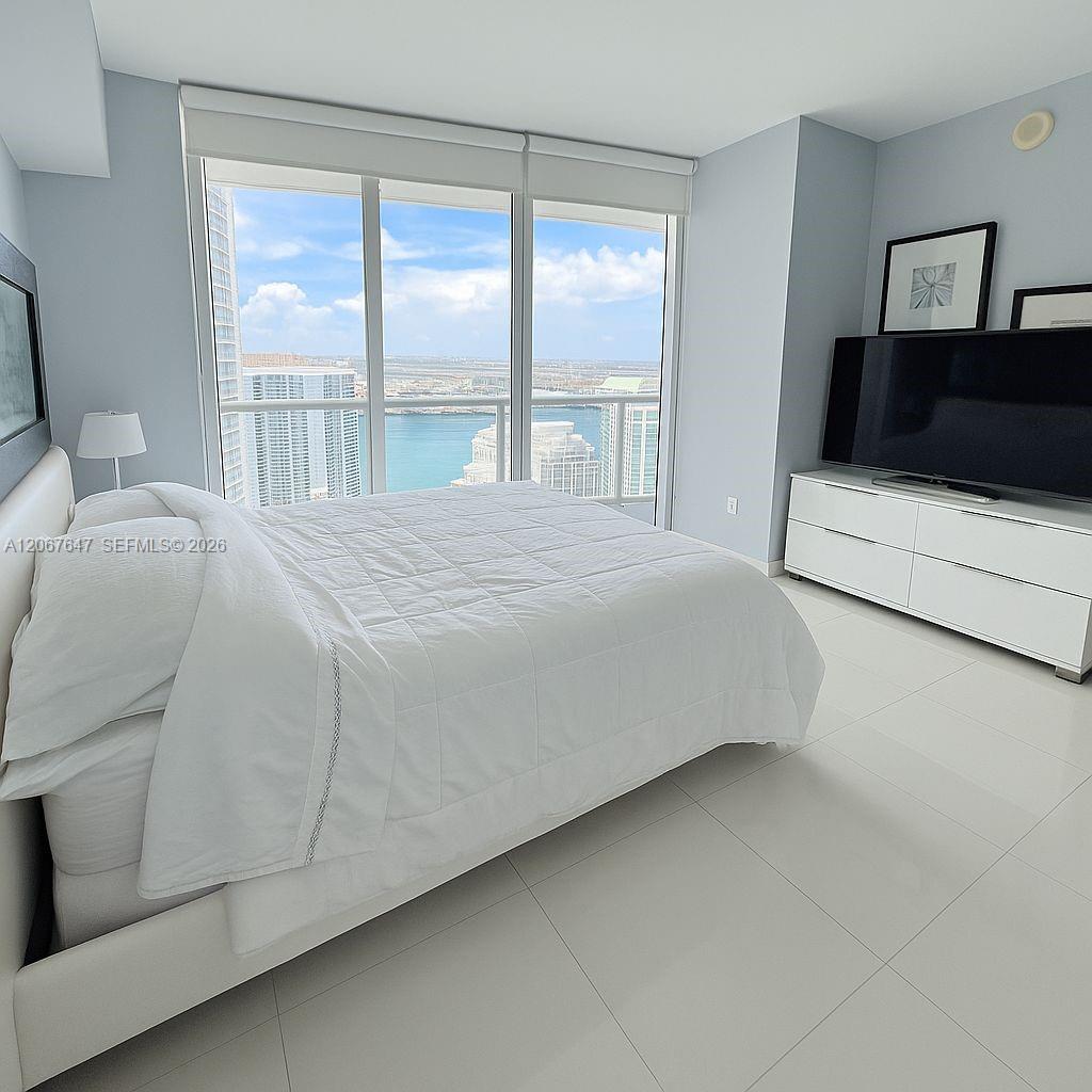 495 Brickell Avenue 5104 Property Photo 10