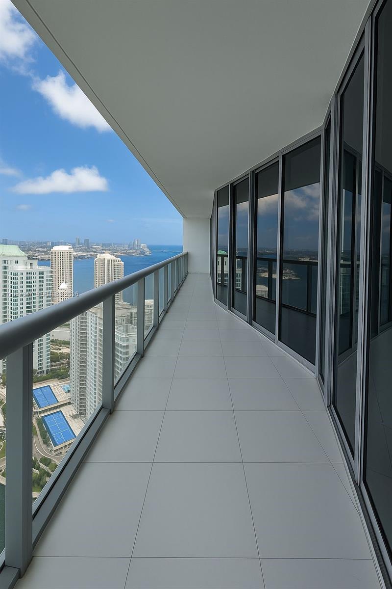 495 Brickell Avenue 5104 Property Photo 20