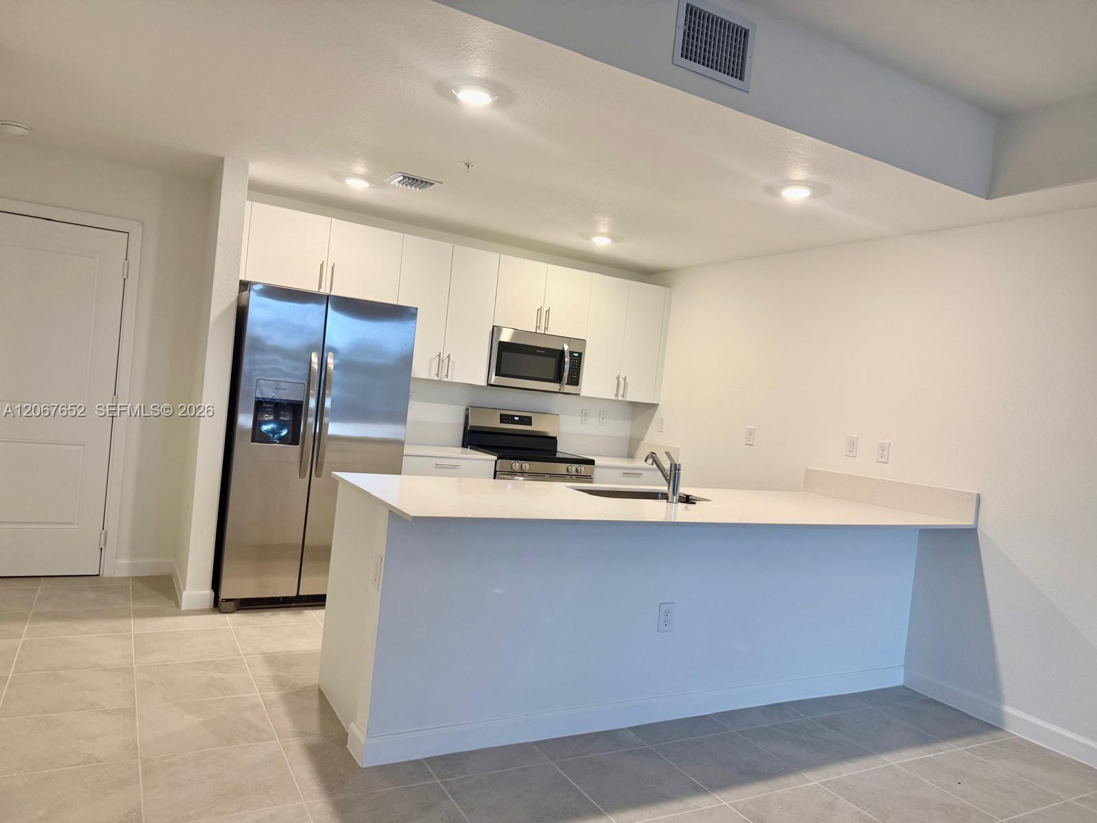A12067652 Property Photo 2
