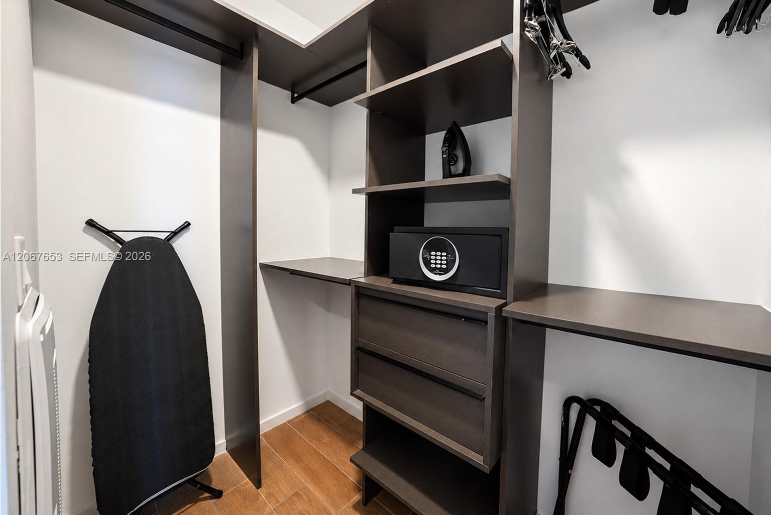 A12067653 Property Photo 12