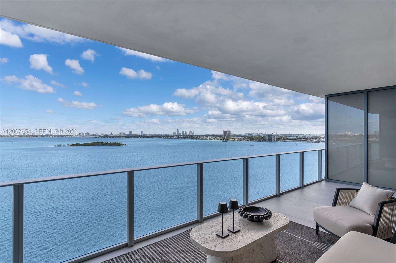 700 Ne 24th Street 1203 Property Photo 1