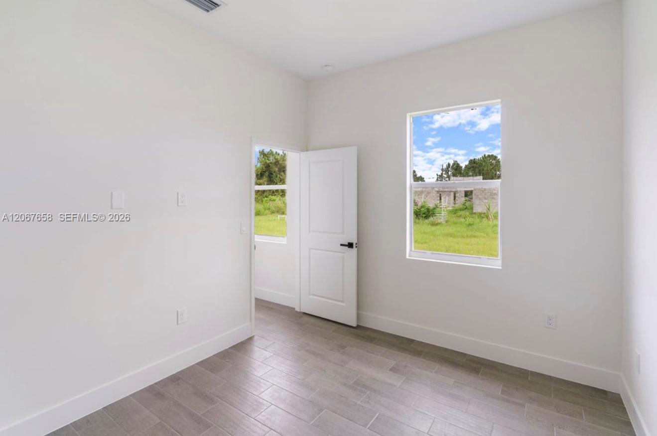 710 Peacock Avenue Property Photo 26