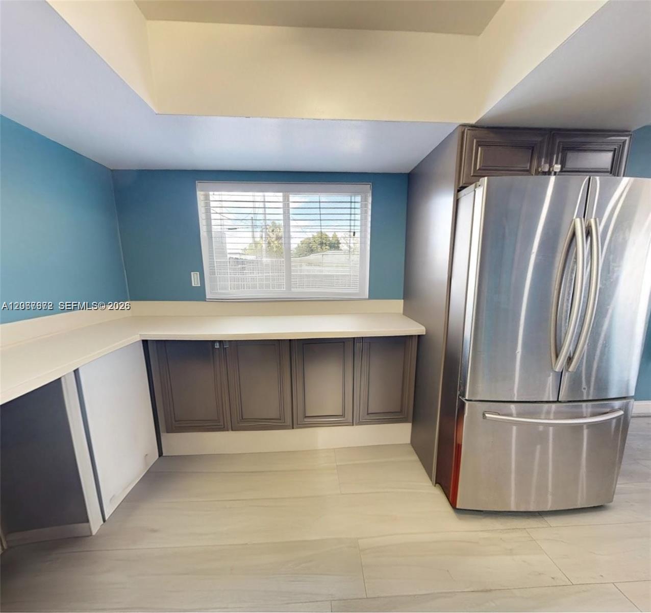 2411 Thomas Street Property Photo 4