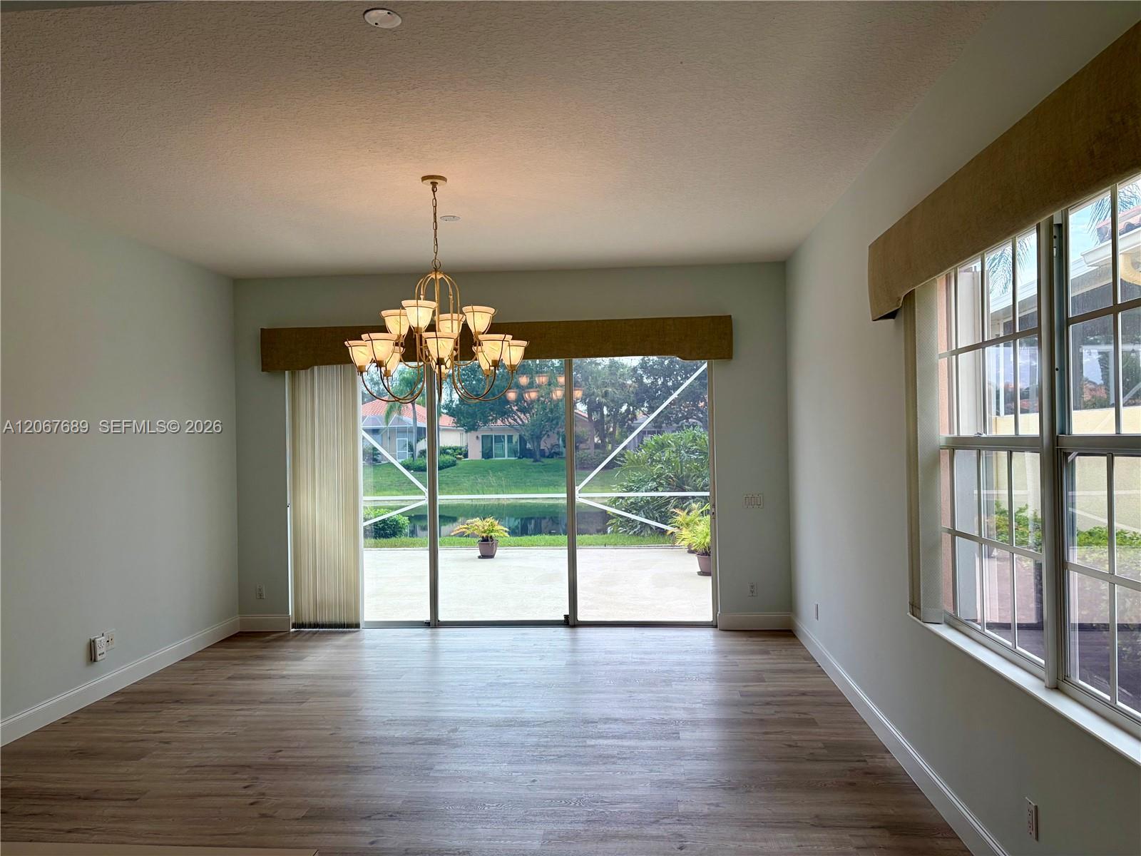 2786 James River Road Property Photo 4