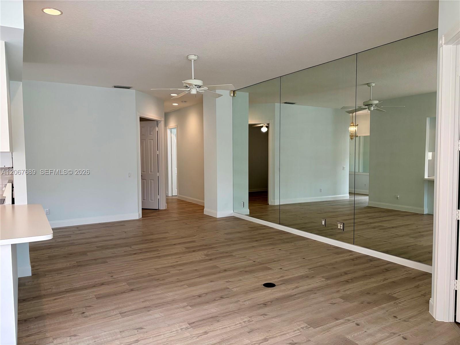 2786 James River Road Property Photo 5