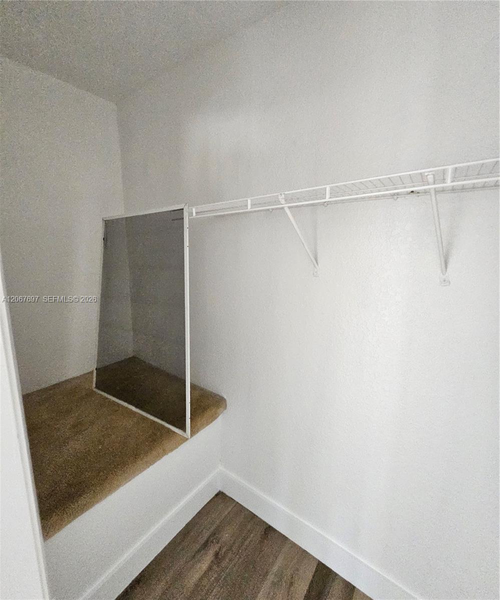 A12067697 Property Photo 26
