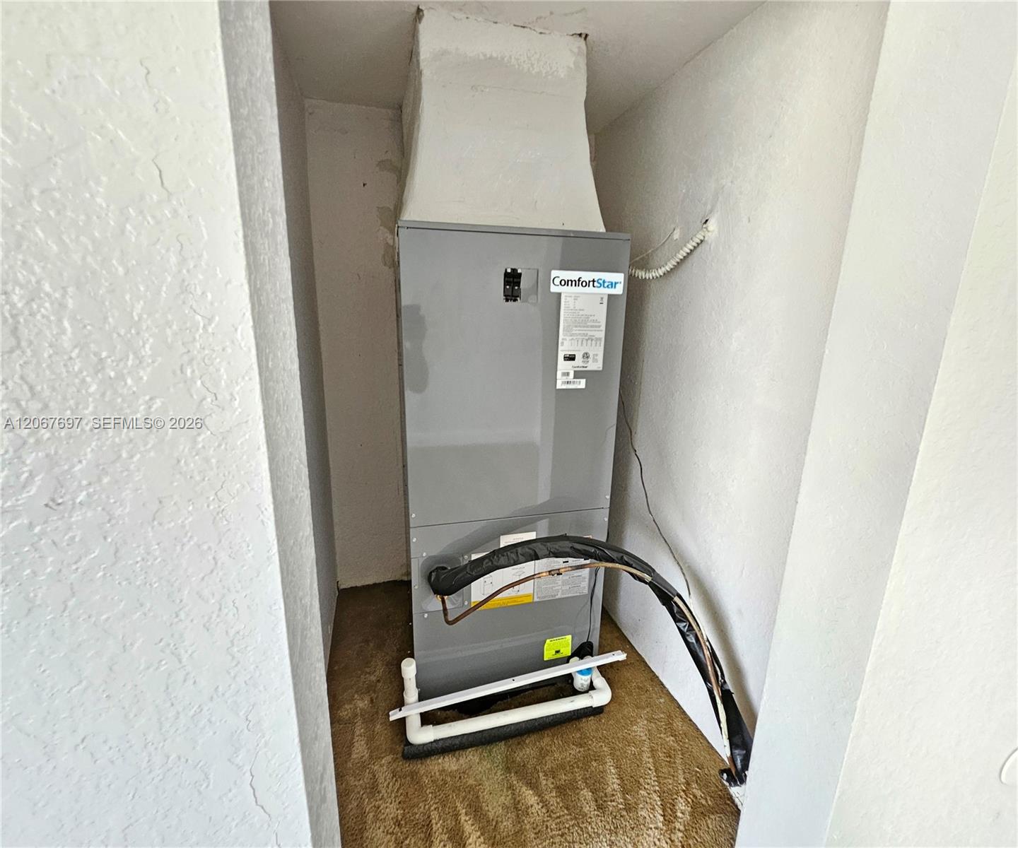 A12067697 Property Photo 36