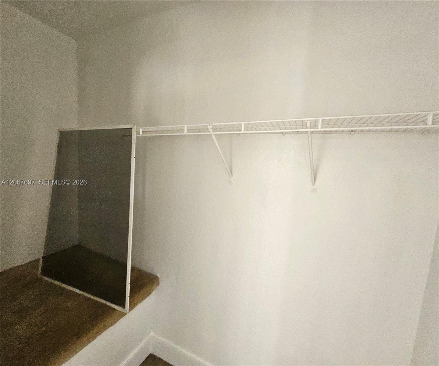 A12067697 Property Photo 43