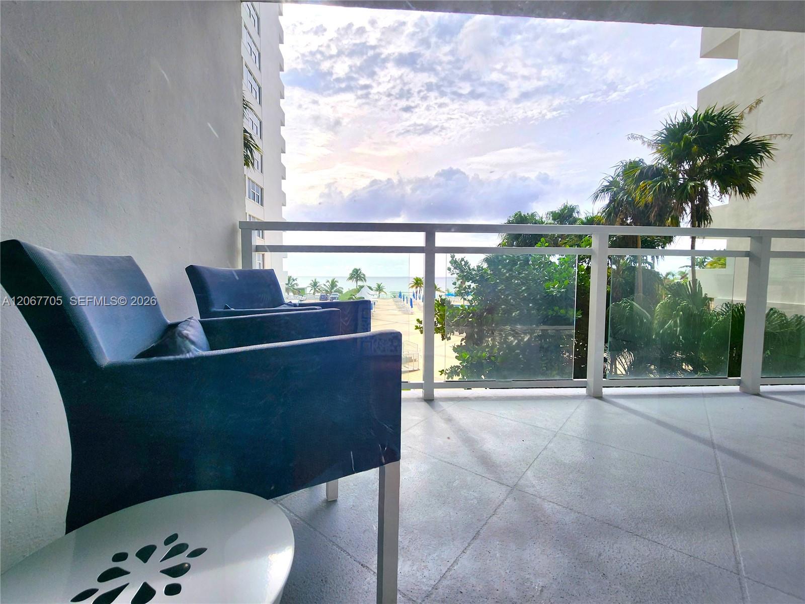 2030 S Ocean Drive 216 Property Photo 2
