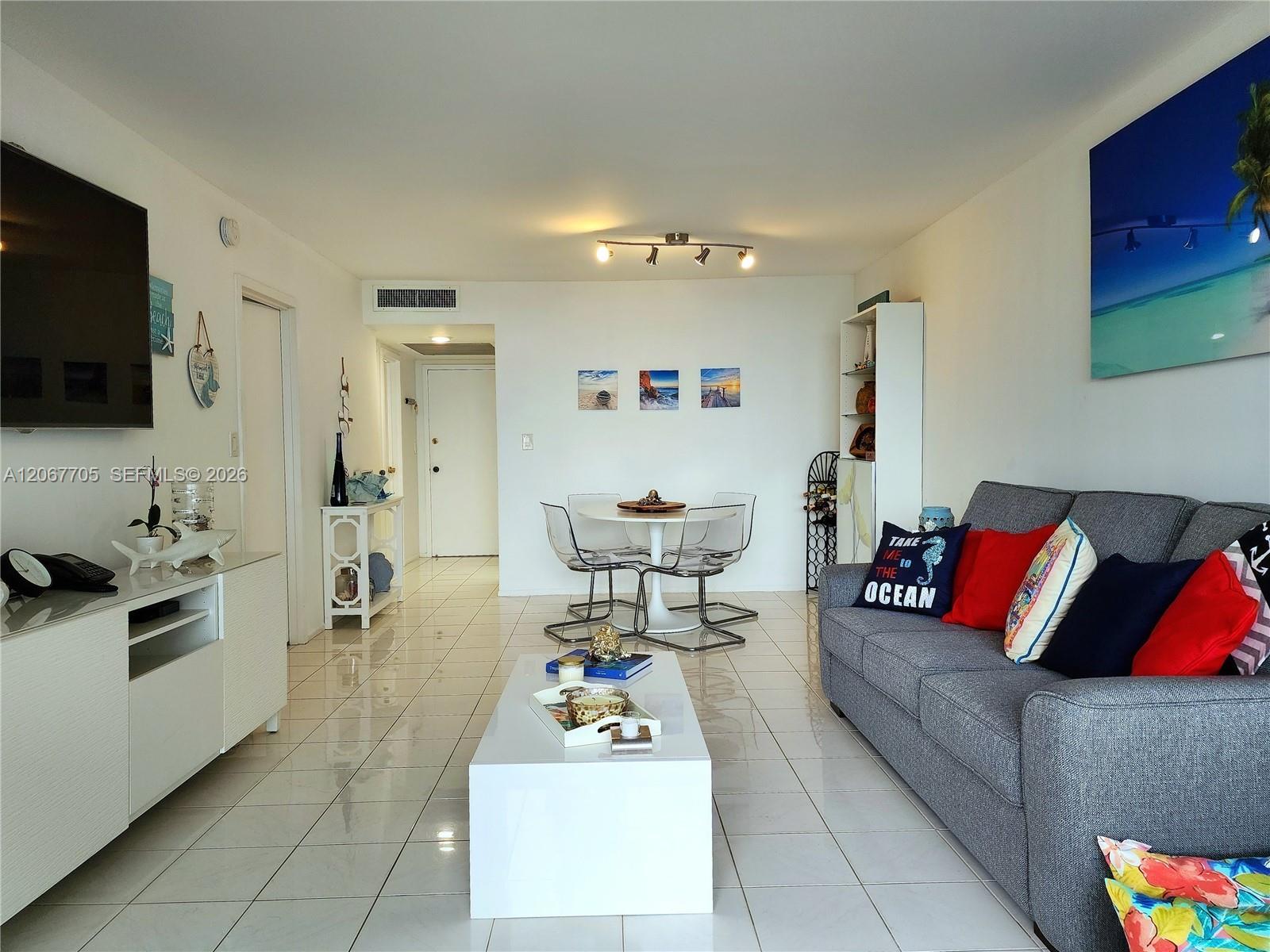 2030 S Ocean Drive 216 Property Photo 12