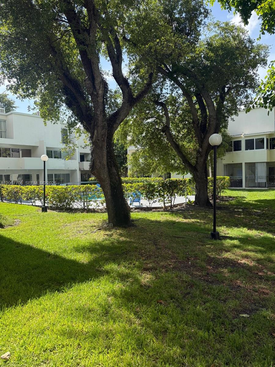 1916 Sw 17th Avenue 36 Property Photo 6