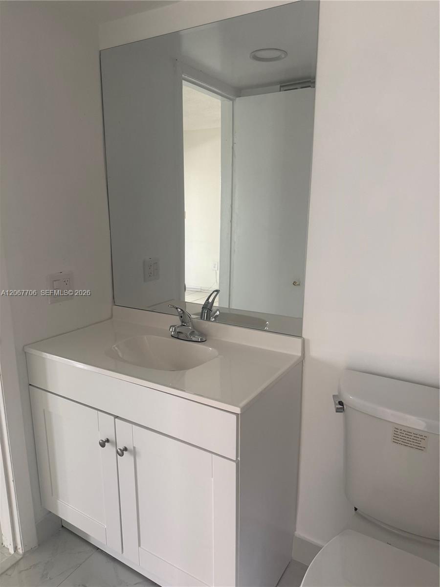 1916 Sw 17th Avenue 36 Property Photo 11