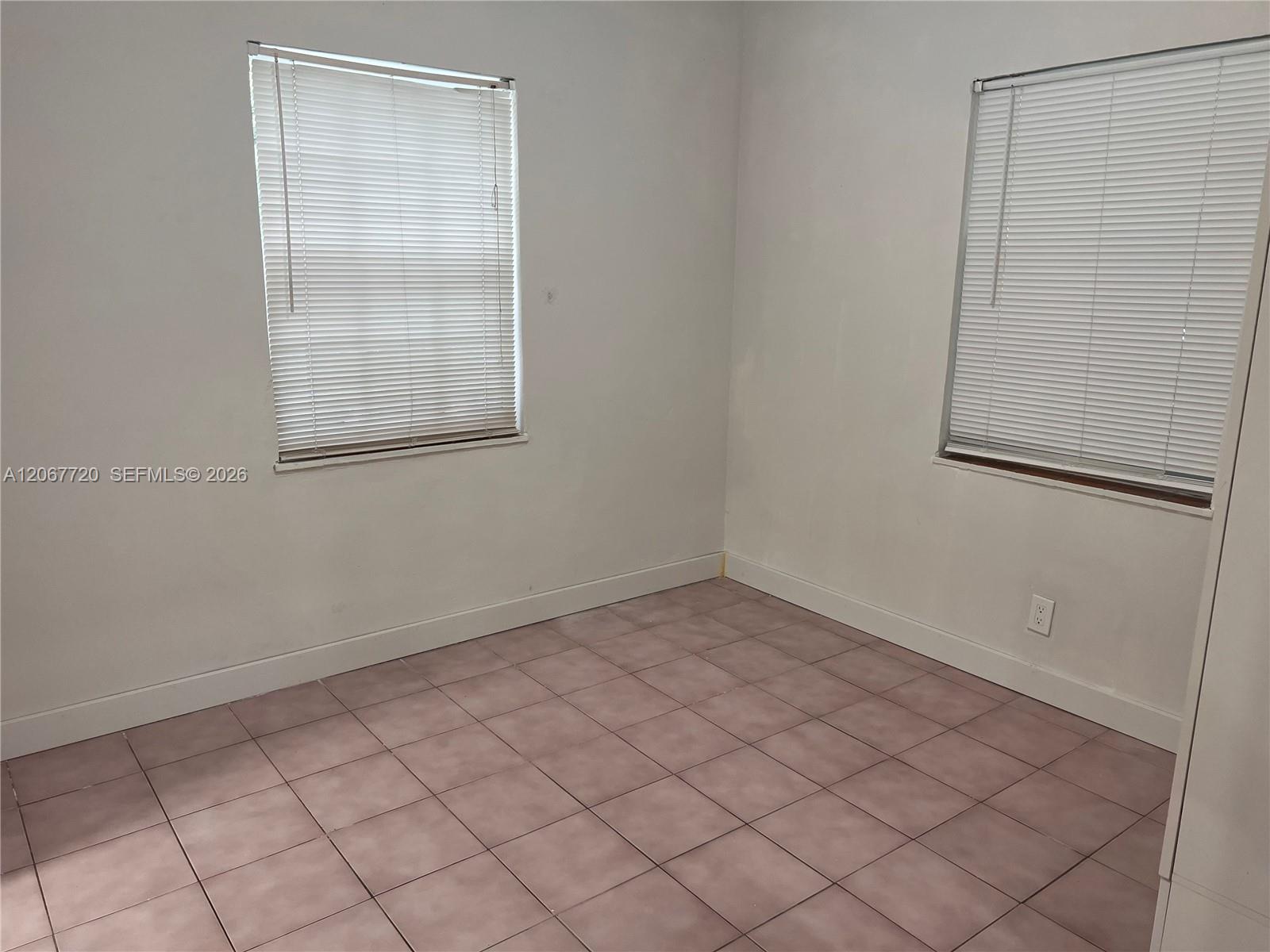1318 Nw 34th Street Property Photo 12