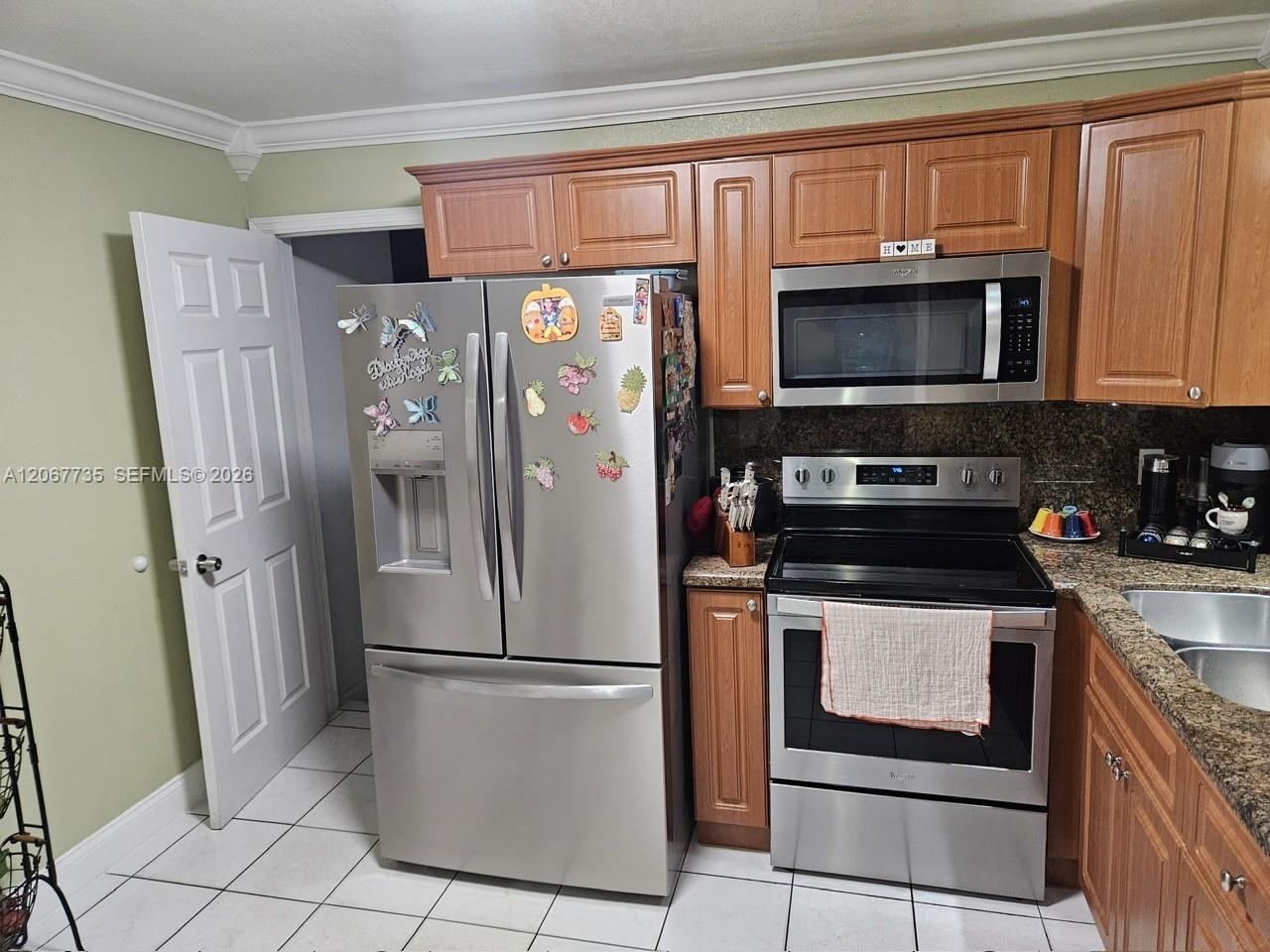 695 W 76th Street Property Photo 11