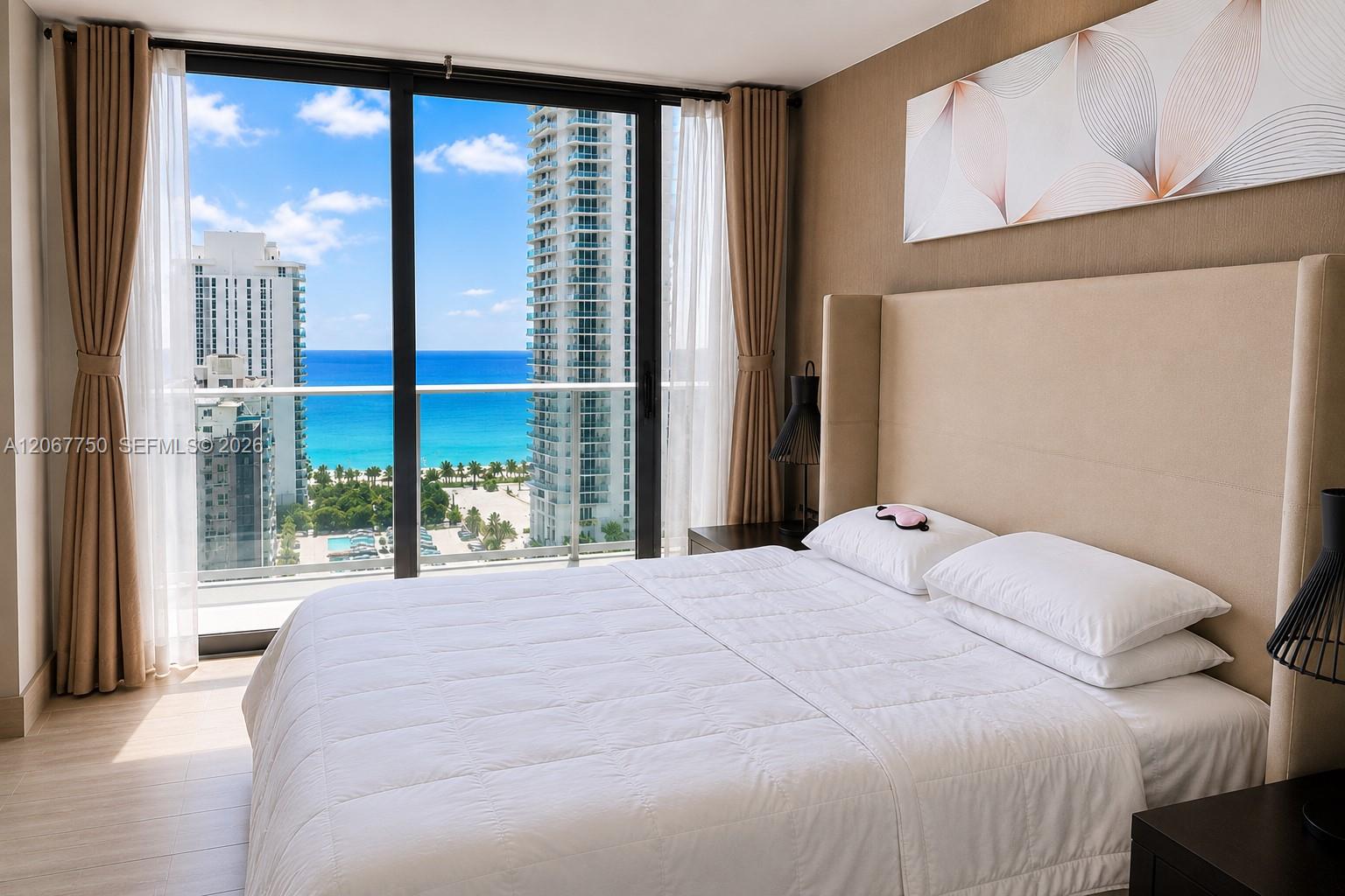 4010 S Ocean Drive R1803 Property Photo 4
