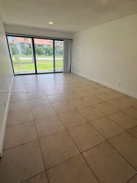 1480 Windorah Way C Property Photo 4