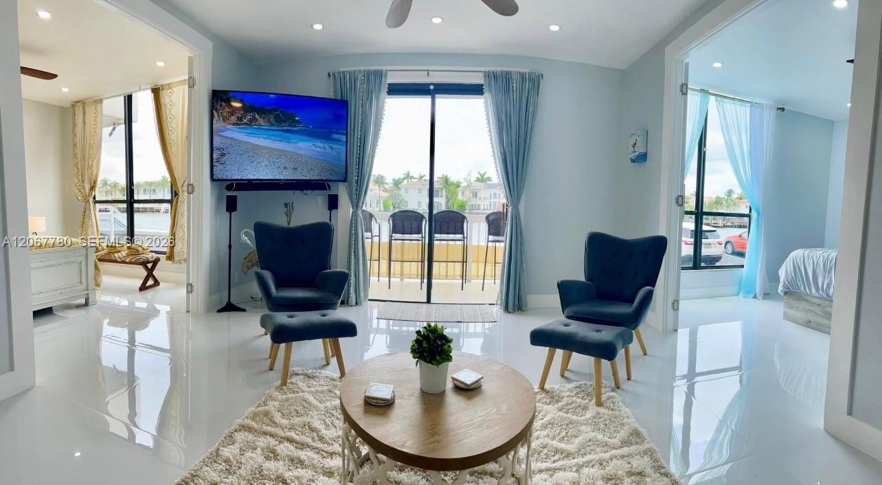1500 S Ocean Drive 1e Property Photo 3
