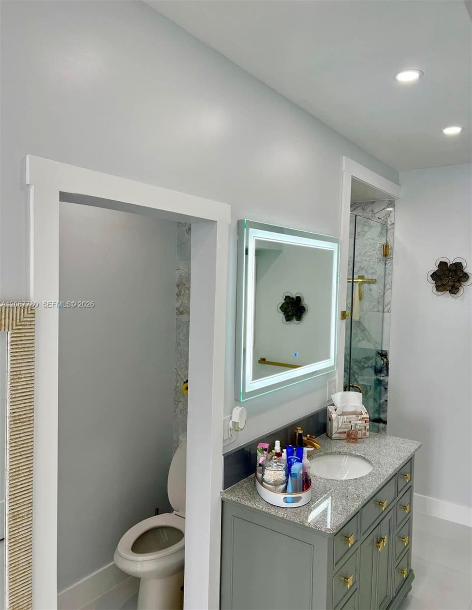 1500 S Ocean Drive 1e Property Photo 12