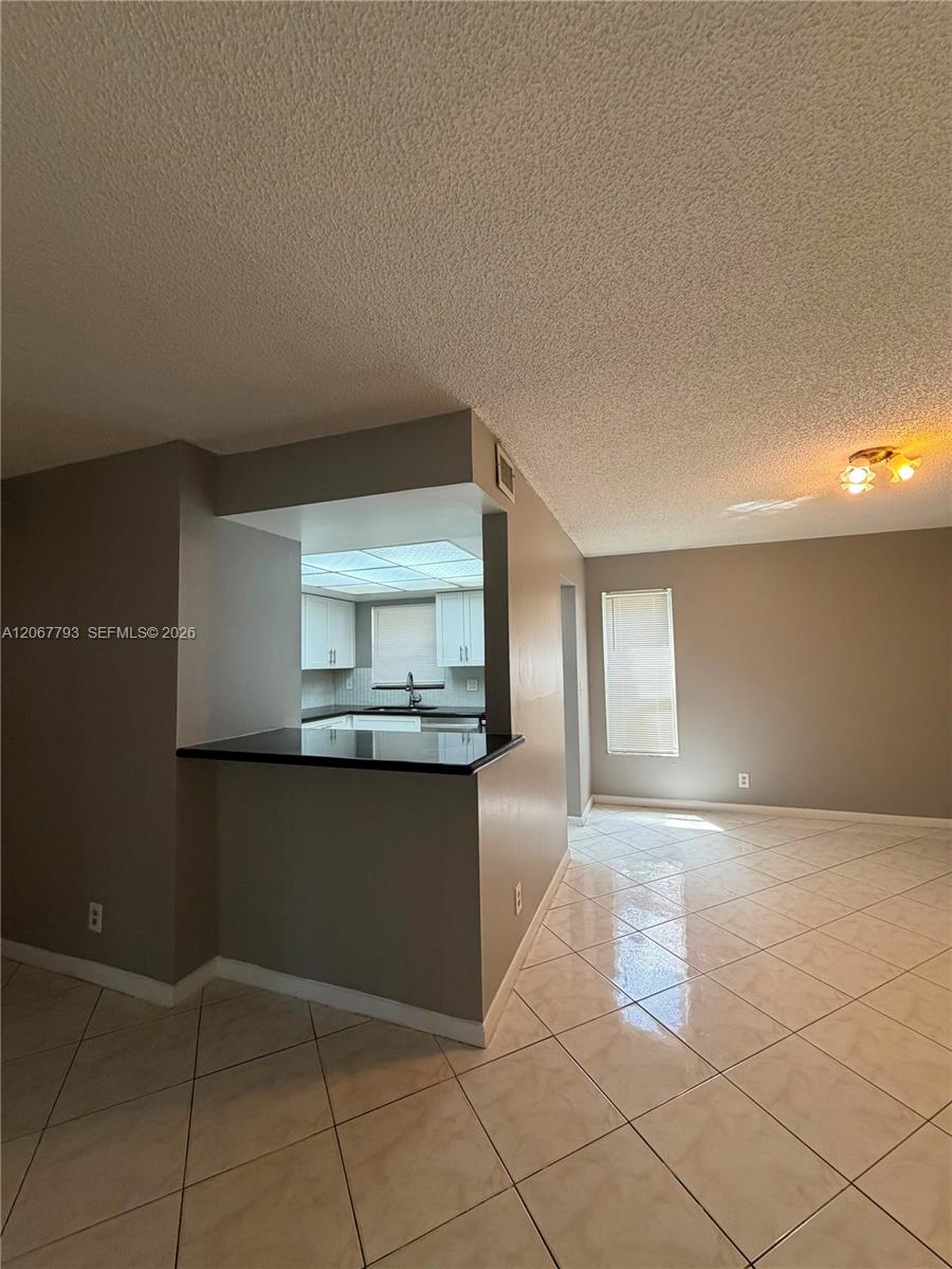 3100 Riverside Drive 104 Property Photo 4