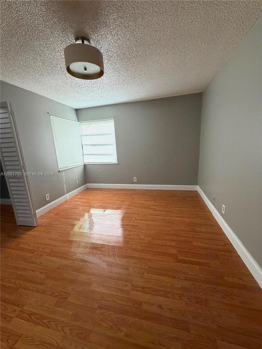 3100 Riverside Drive 104 Property Photo 15