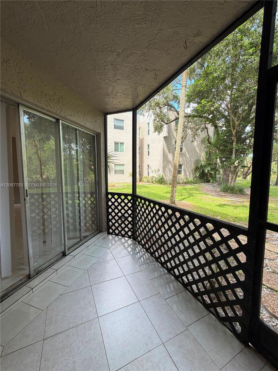 3100 Riverside Drive 104 Property Photo 21