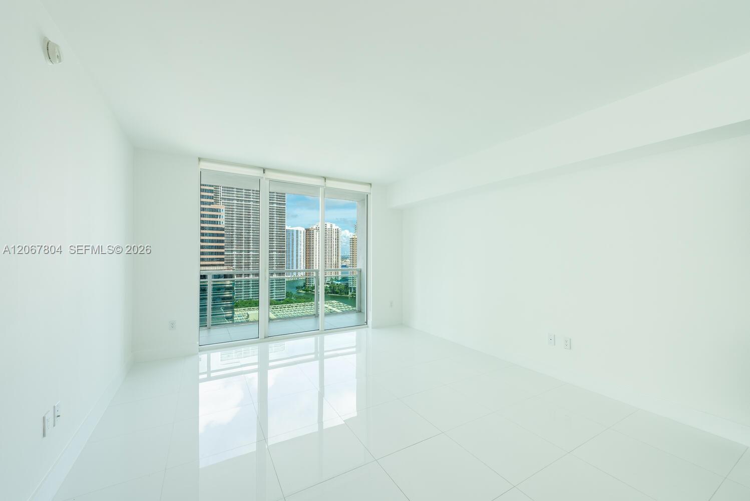 950 Brickell Bay Drive 2208 Property Photo 4