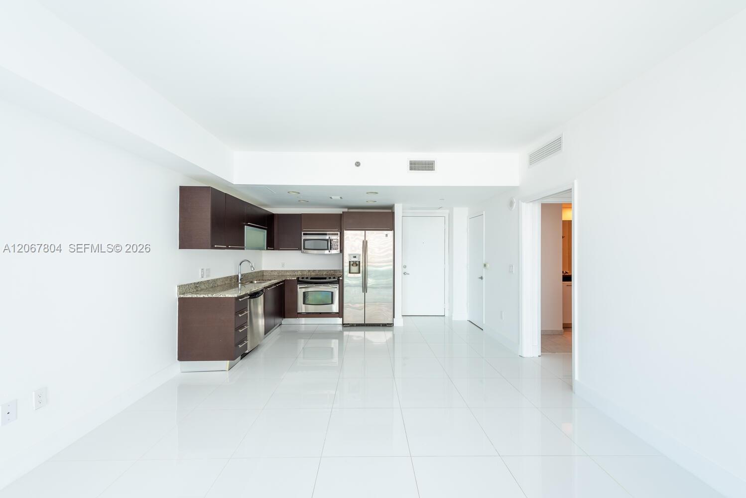 950 Brickell Bay Drive 2208 Property Photo 7