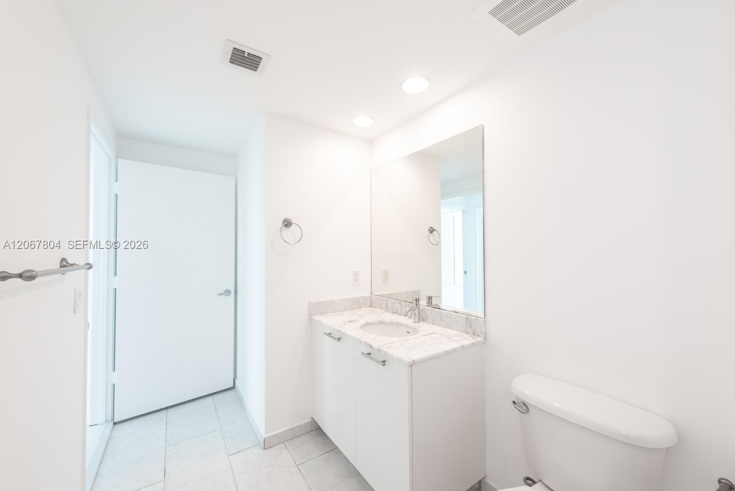 950 Brickell Bay Drive 2208 Property Photo 15