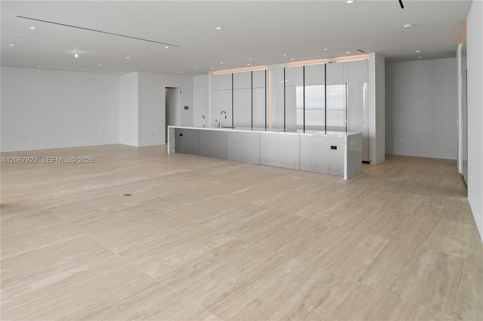 5 Grove Isle Drive M502 Property Photo 17
