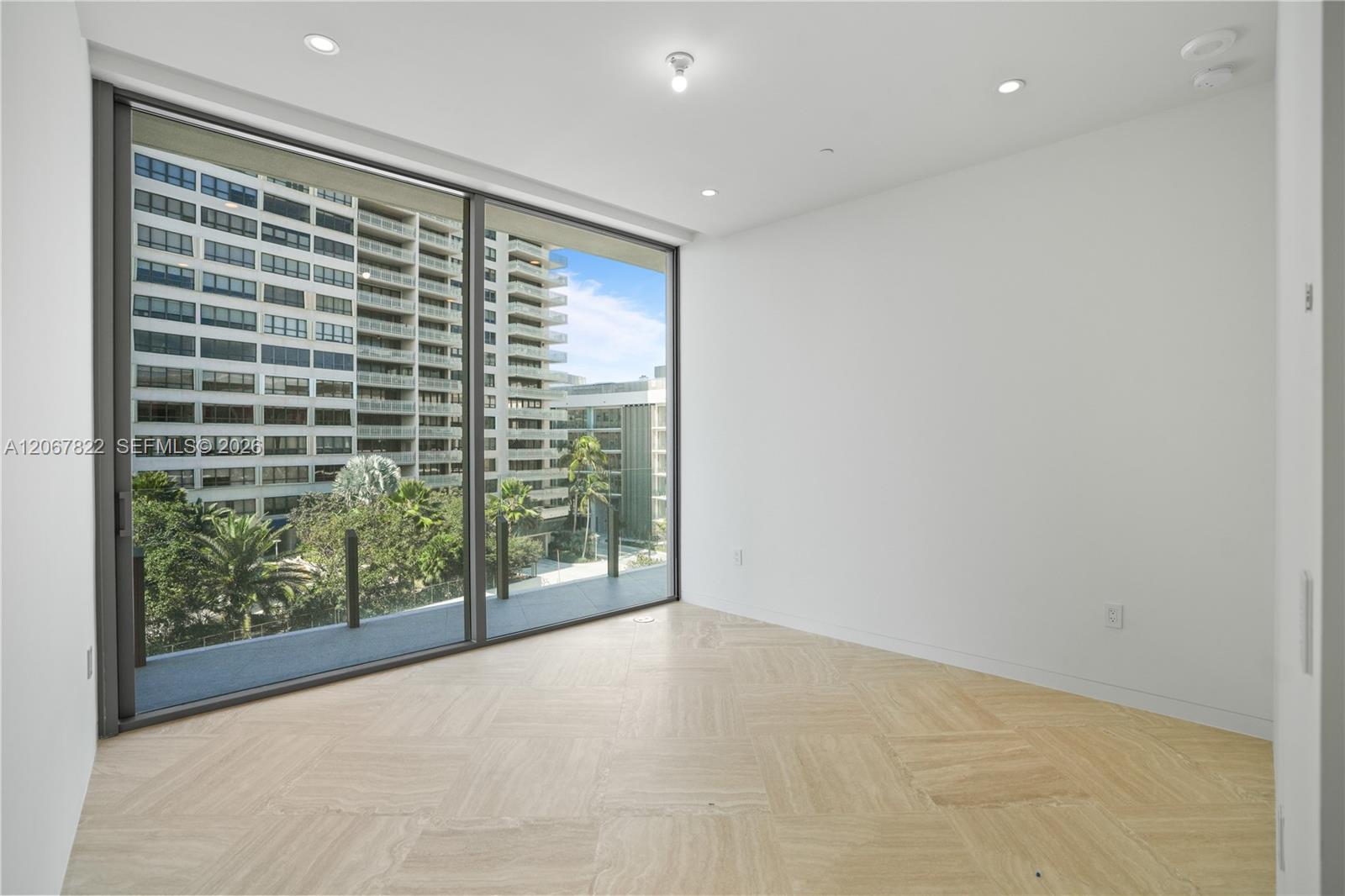 5 Grove Isle Drive M502 Property Photo 29