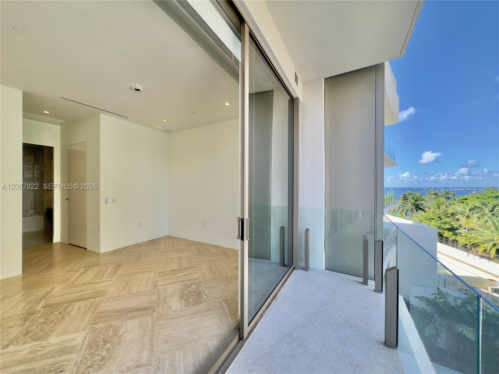 5 Grove Isle Drive M502 Property Photo 33