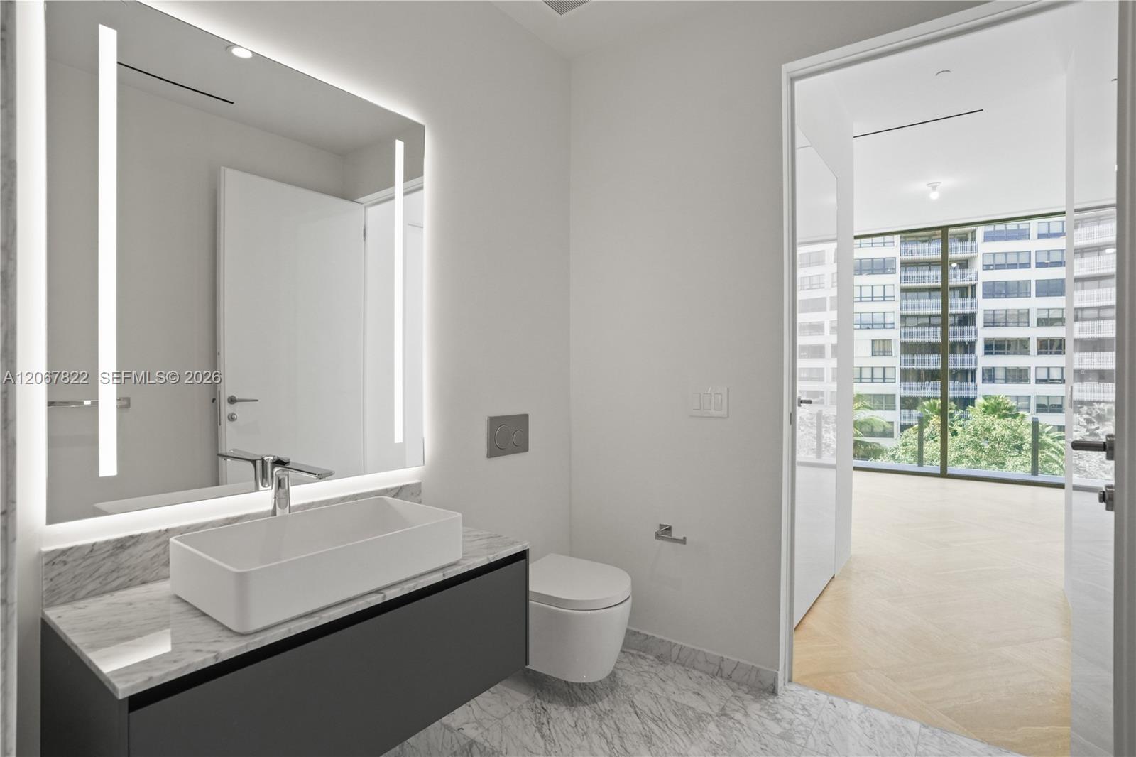 5 Grove Isle Drive M502 Property Photo 34