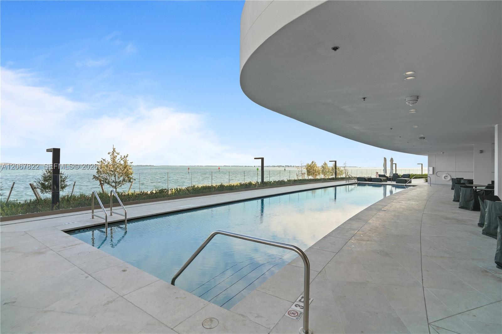 5 Grove Isle Drive M502 Property Photo 42