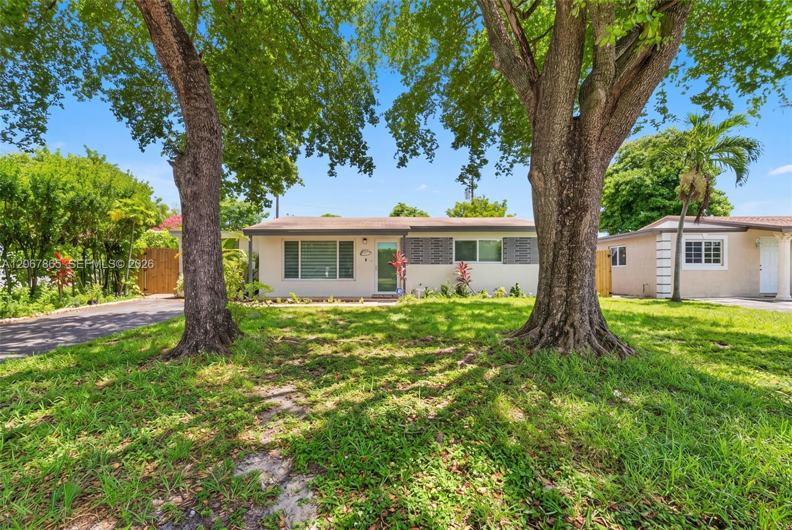 6919 SW 22nd Court
