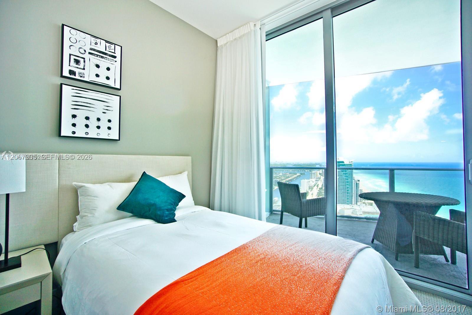 4111 S Ocean Drive Lph6 Property Photo 22