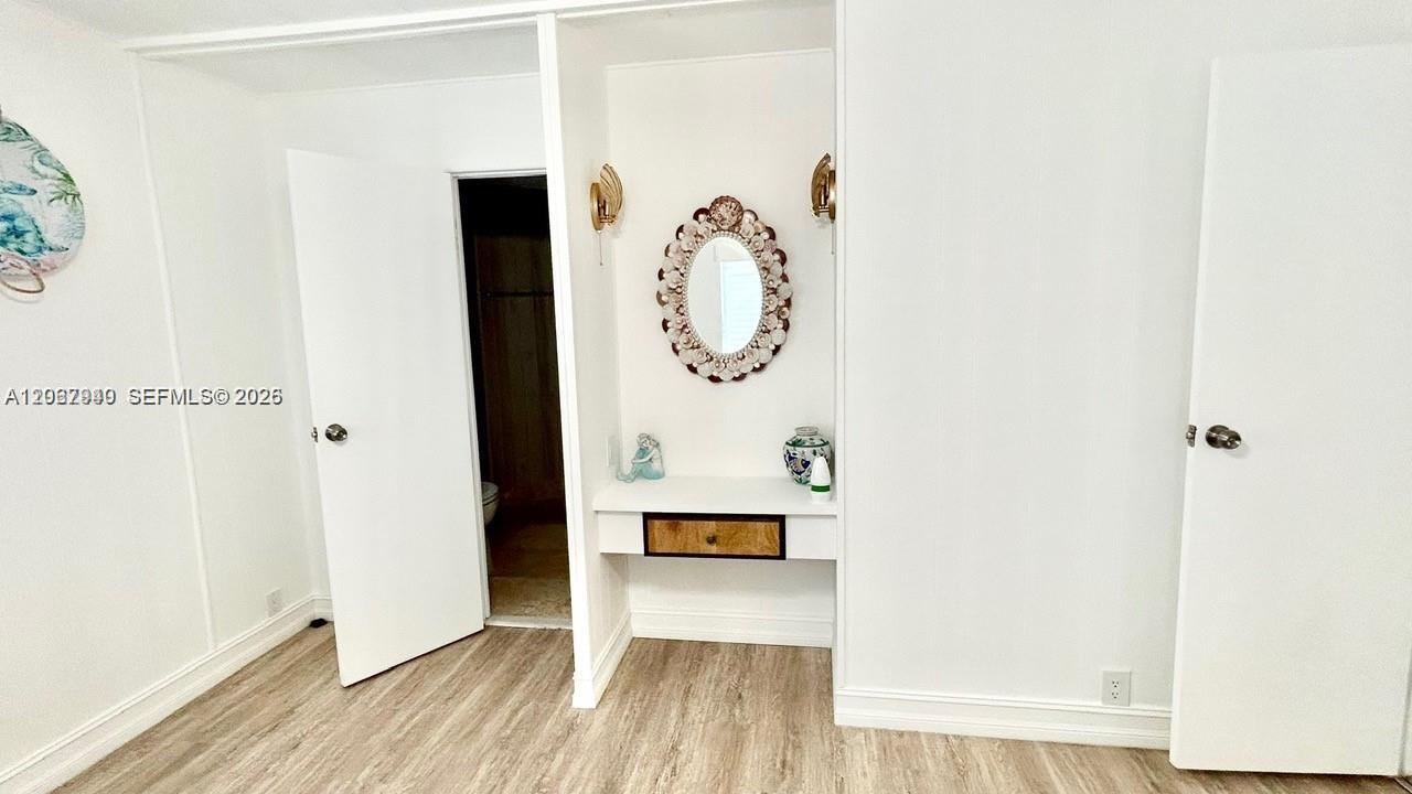 13 Apache Property Photo 18