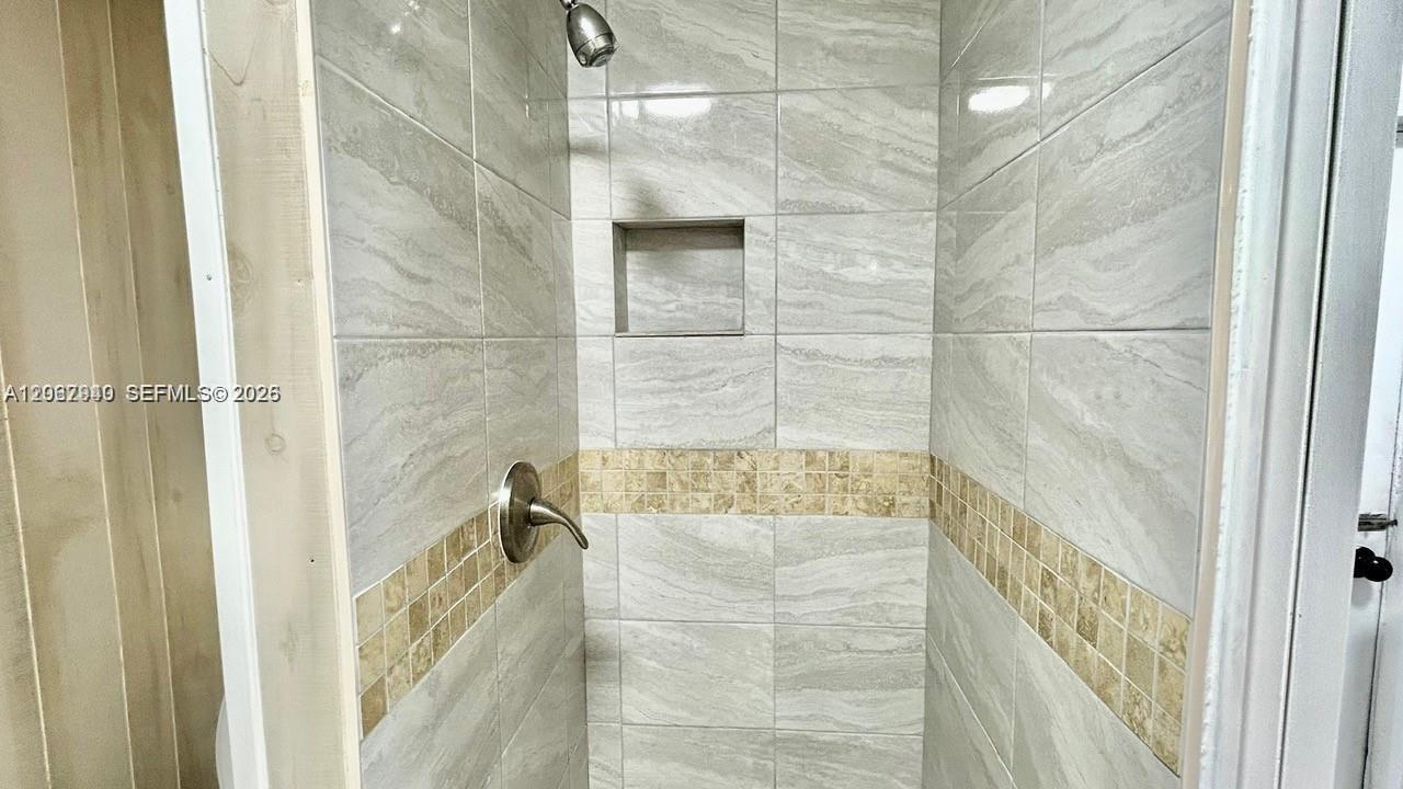 13 Apache Property Photo 26