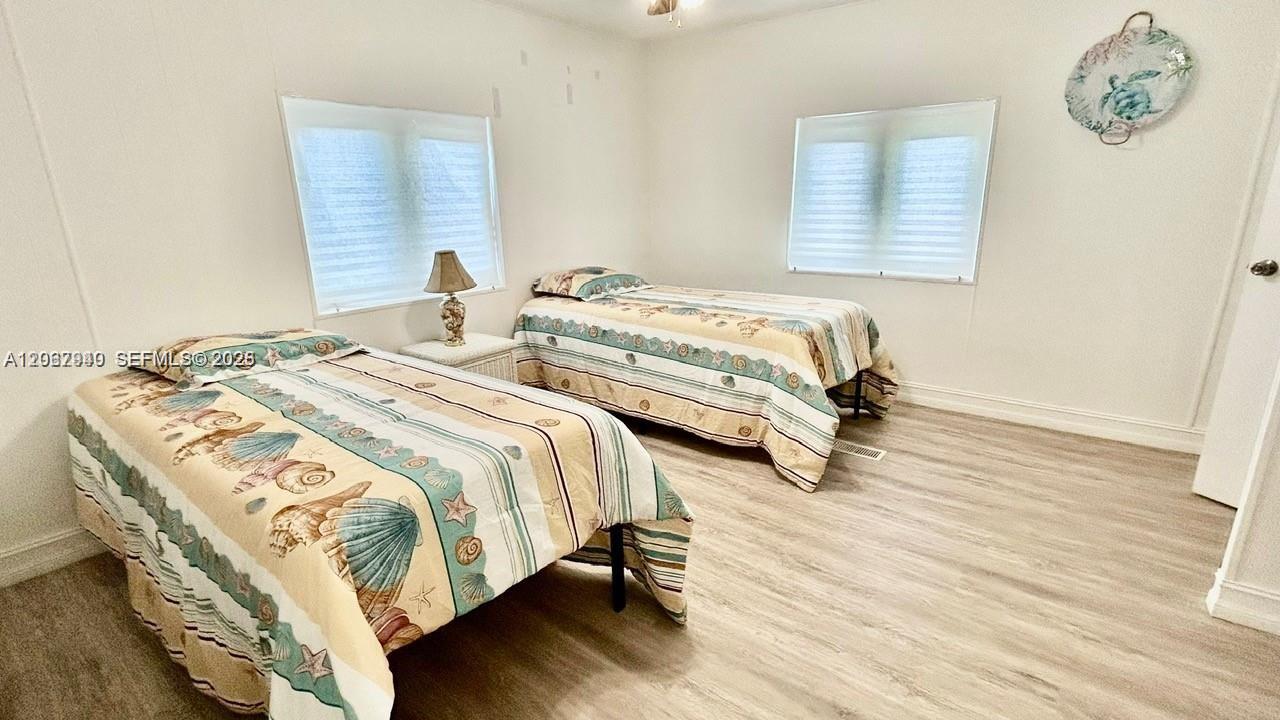 13 Apache Property Photo 30