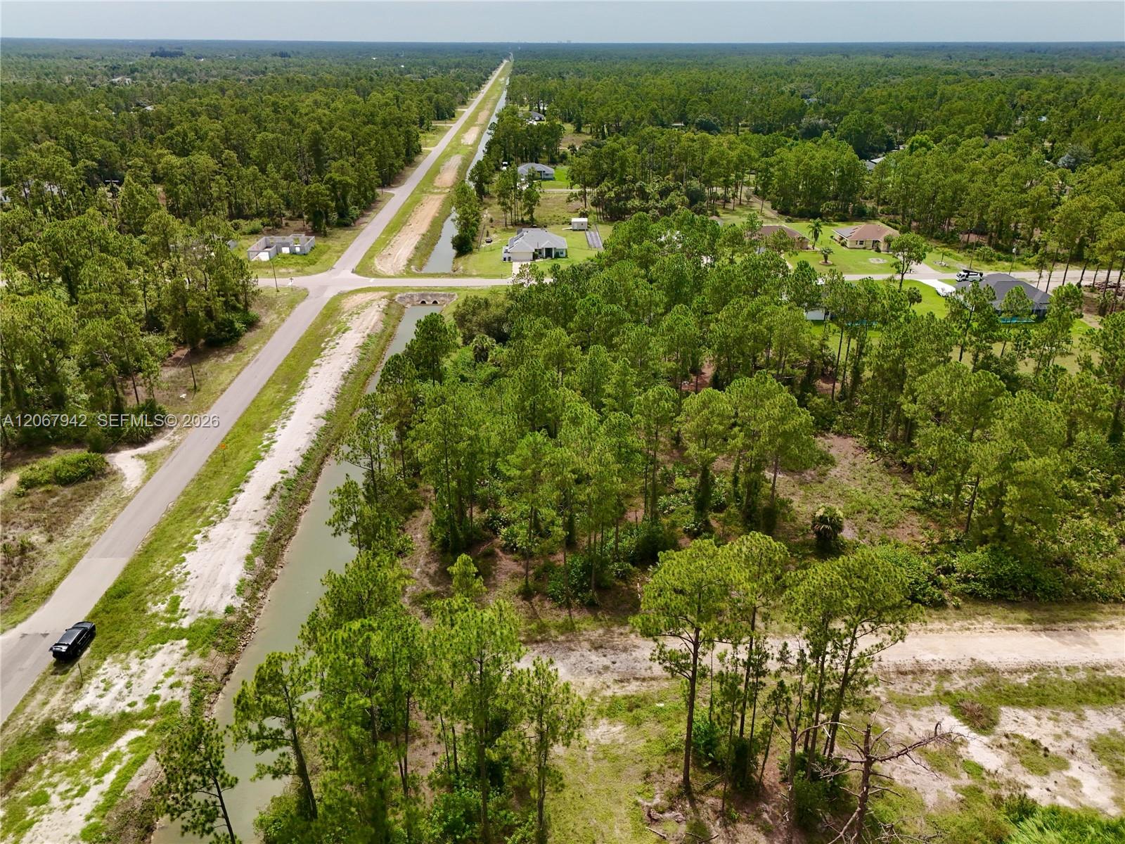 1201 Louis Avenue Property Photo 10