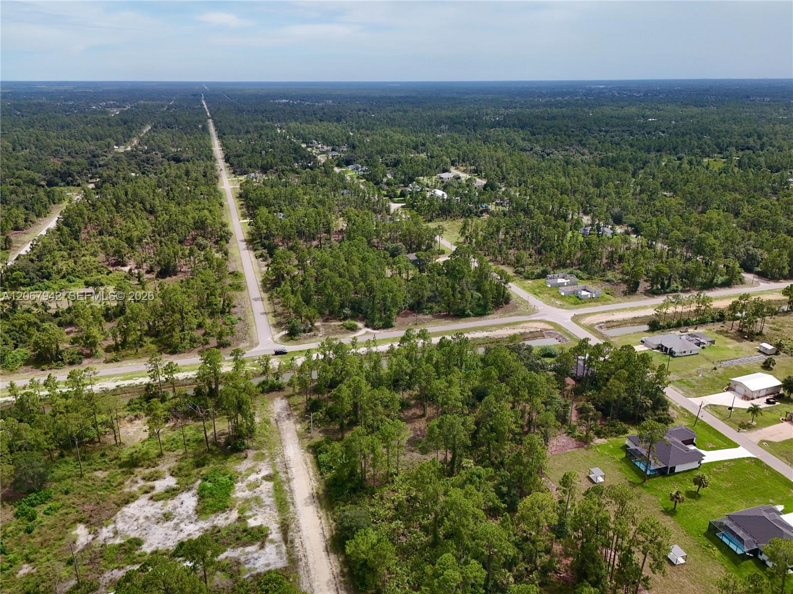1201 Louis Avenue Property Photo 13