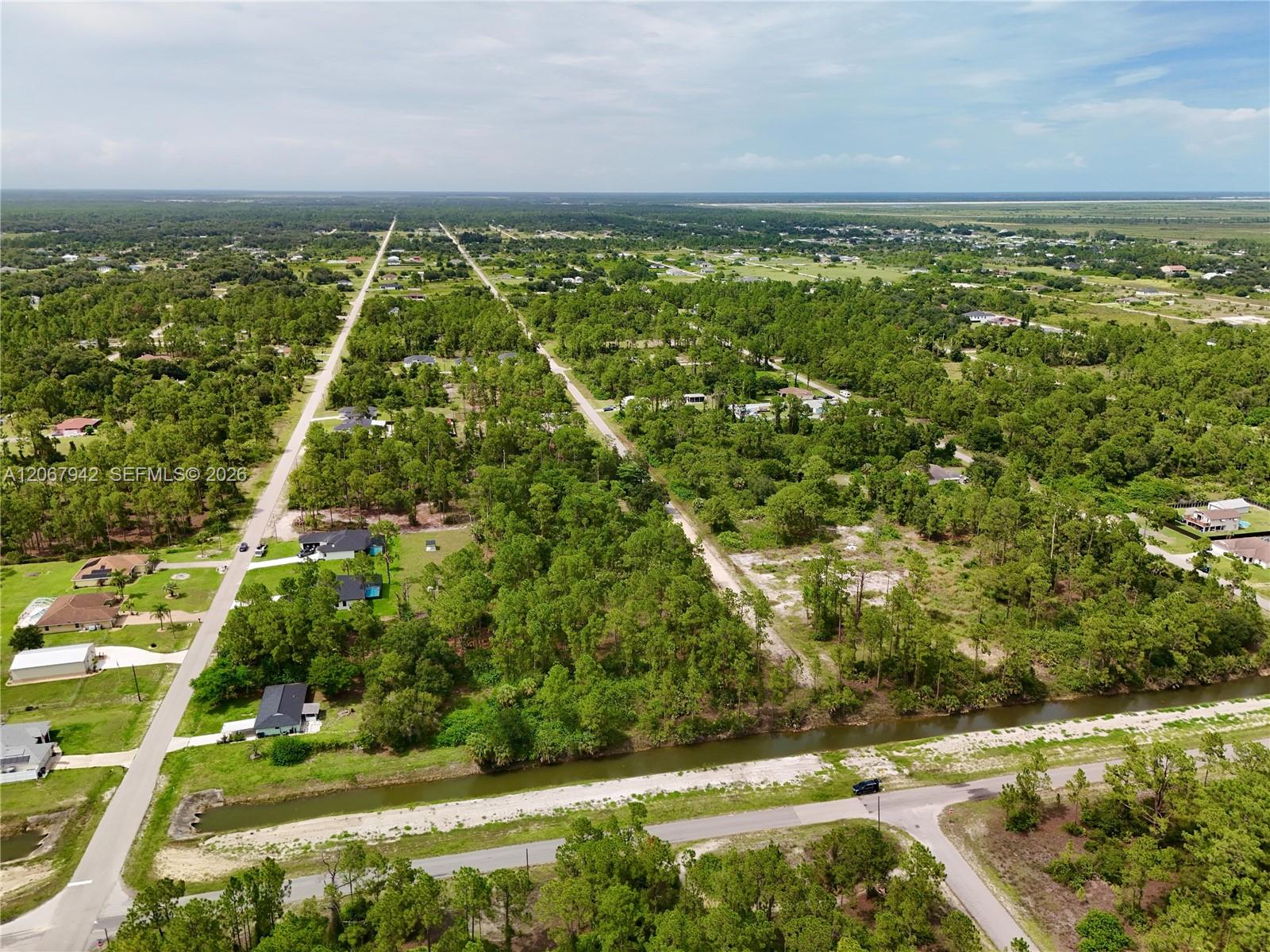 1201 Louis Avenue Property Photo 16