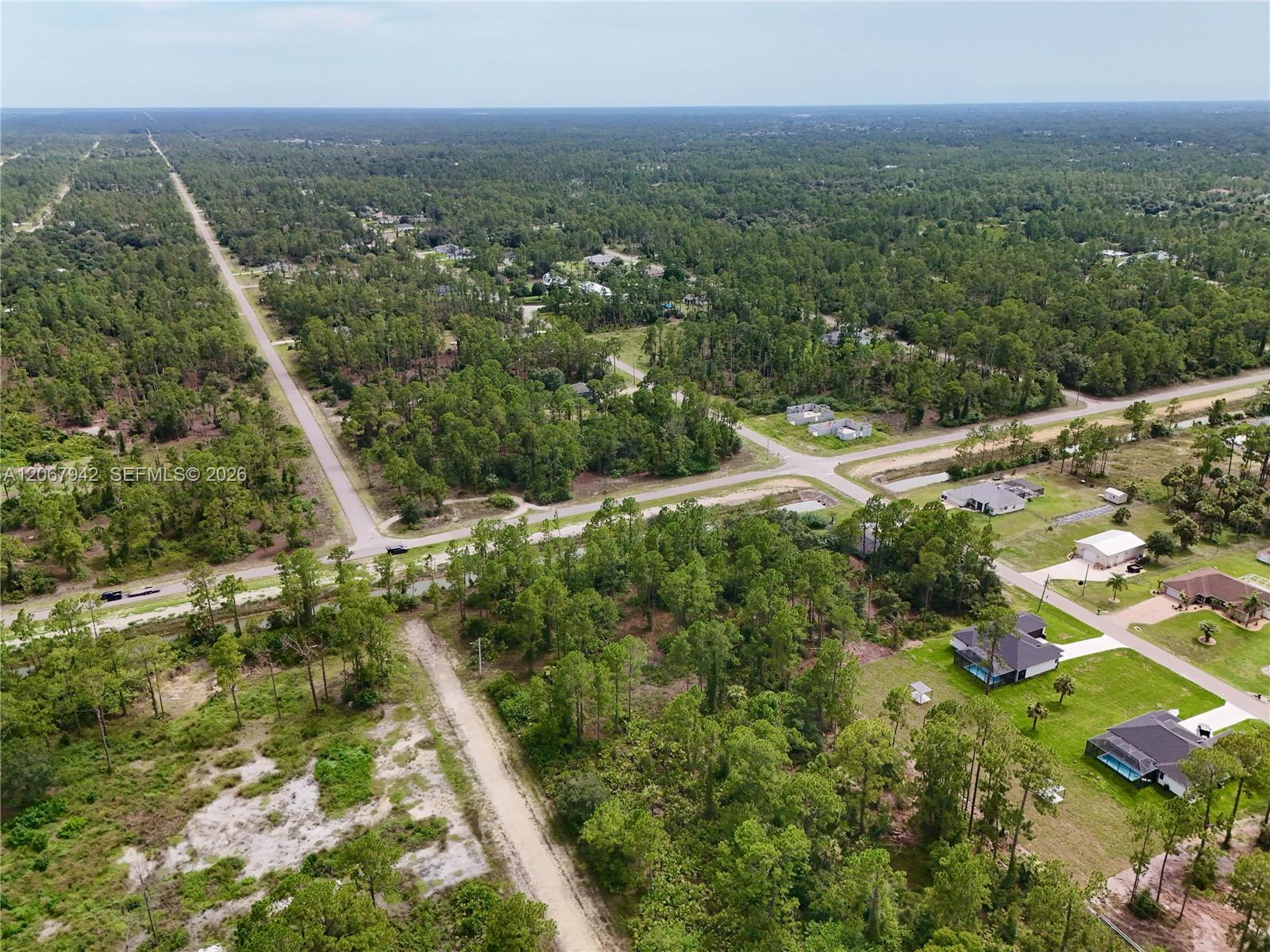 1201 Louis Avenue Property Photo 24