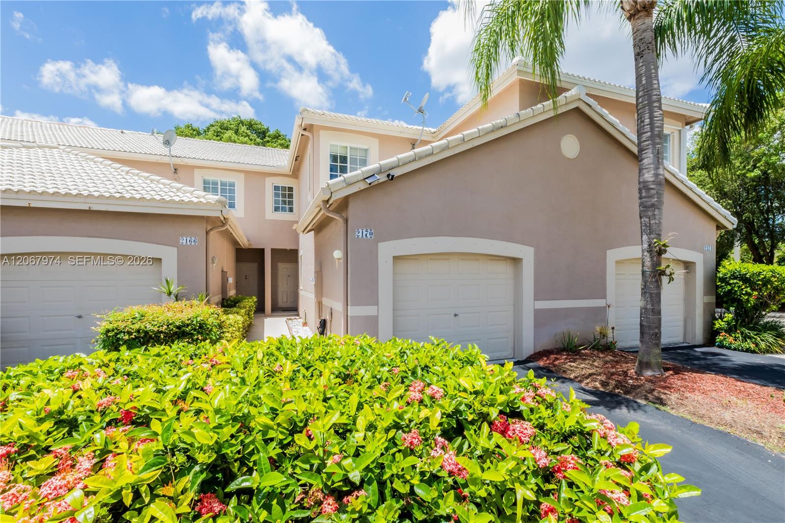 A12067974 Property Photo 3