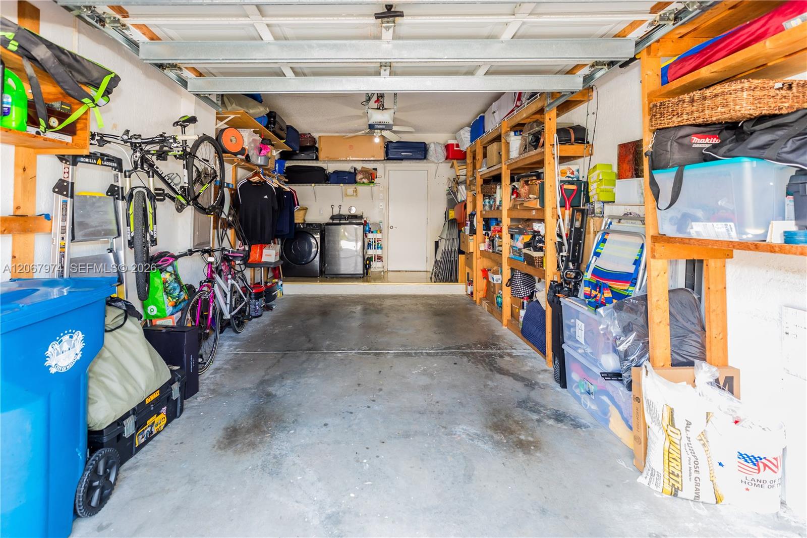 A12067974 Property Photo 34