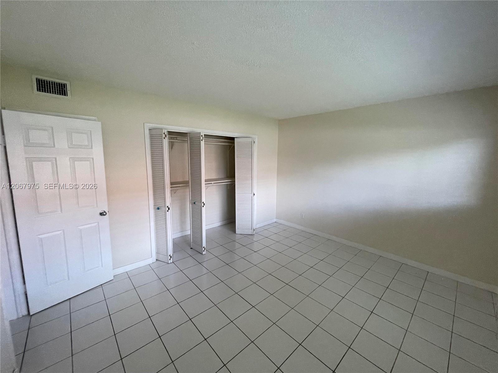 1450 Atlantic Shores Boulevard 109 Property Photo 16