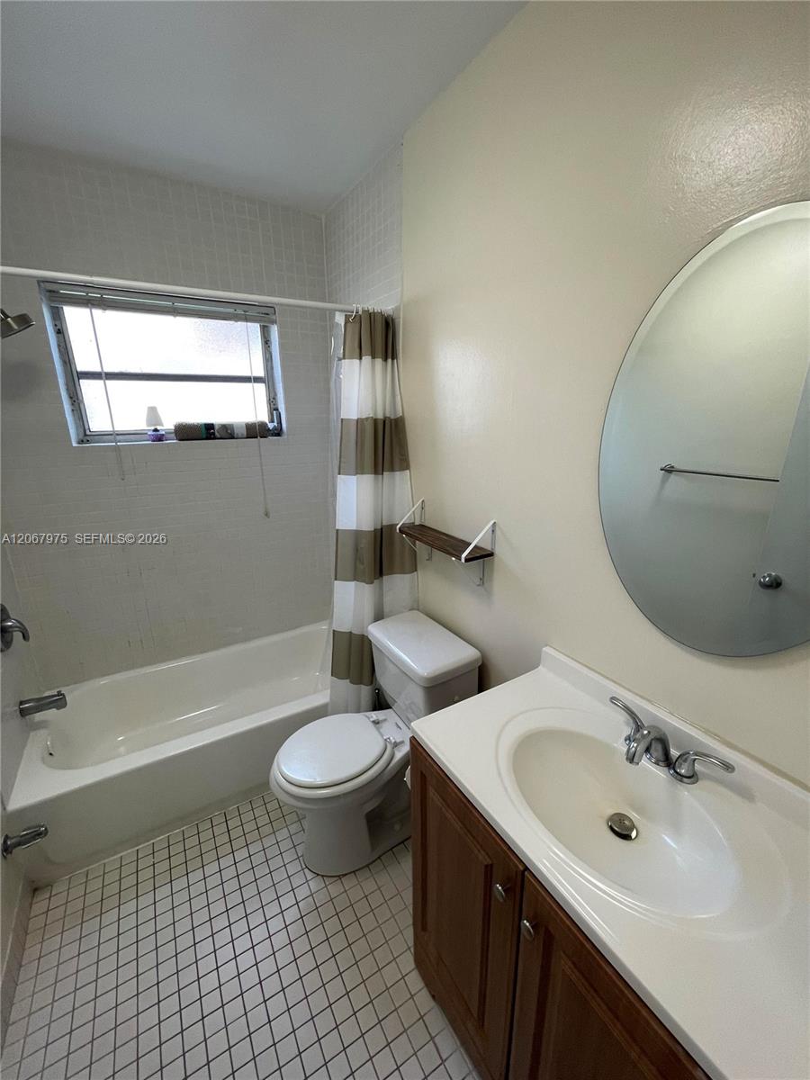 1450 Atlantic Shores Boulevard 109 Property Photo 23