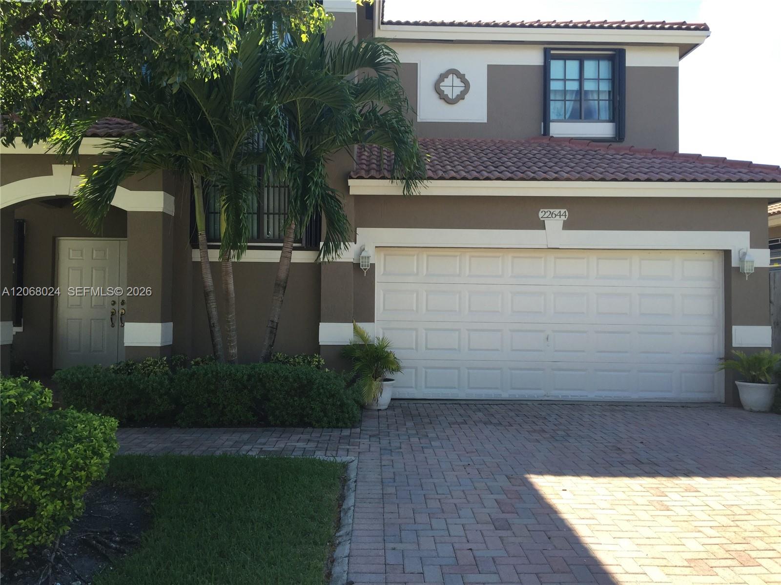 22644 Sw 109th Path Property Photo 1